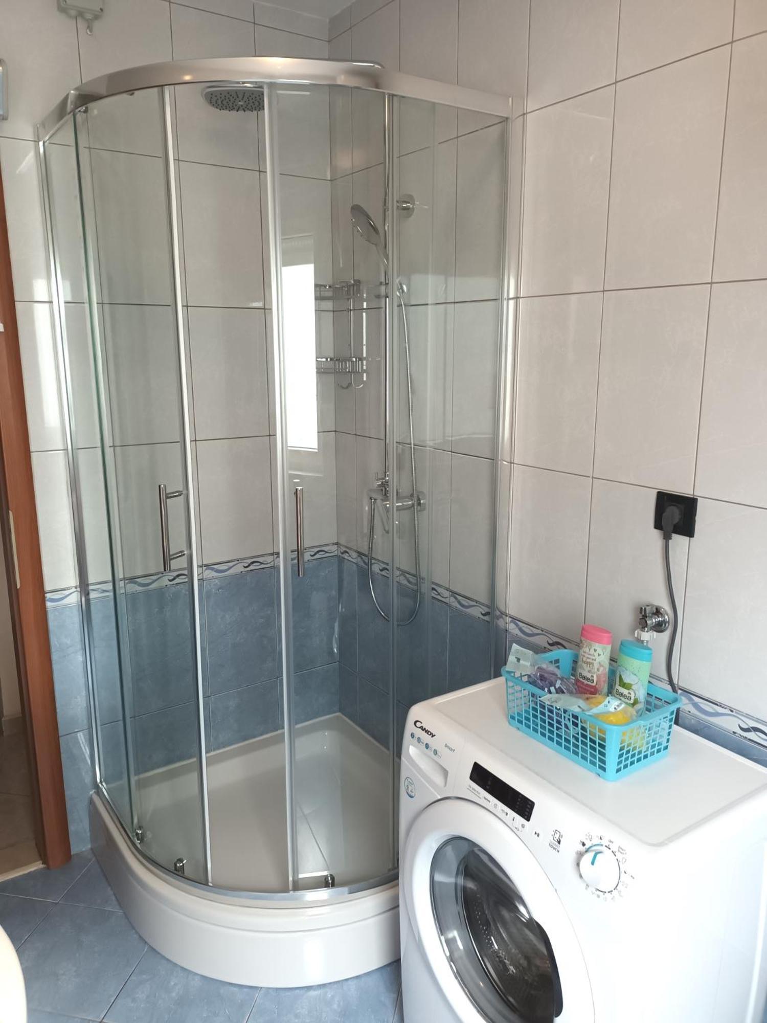 Kristian Apartments Podstrana Bilik gambar