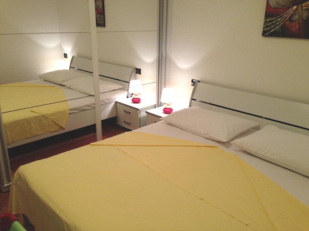 Kristian Apartments Podstrana Luaran gambar