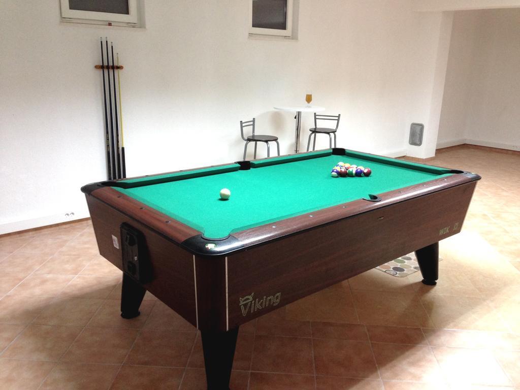 Kristian Apartments Podstrana Luaran gambar